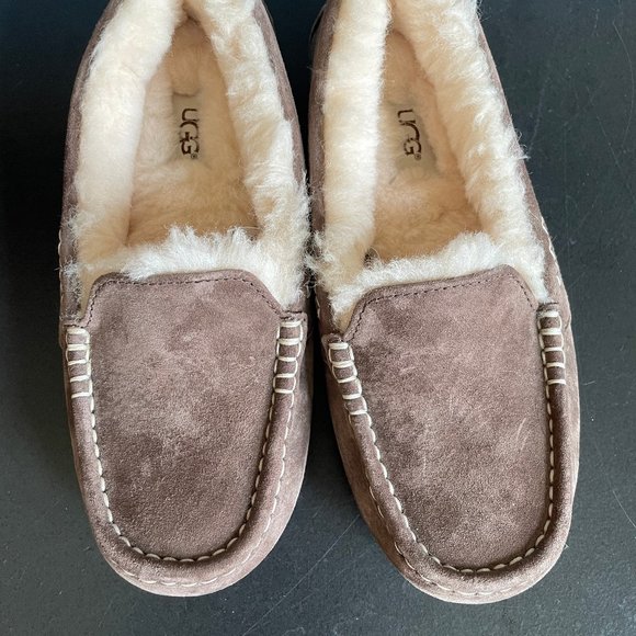 Ugg Ainsley Gray Suede Mocassin Loafers 6 - Picture 2 of 6